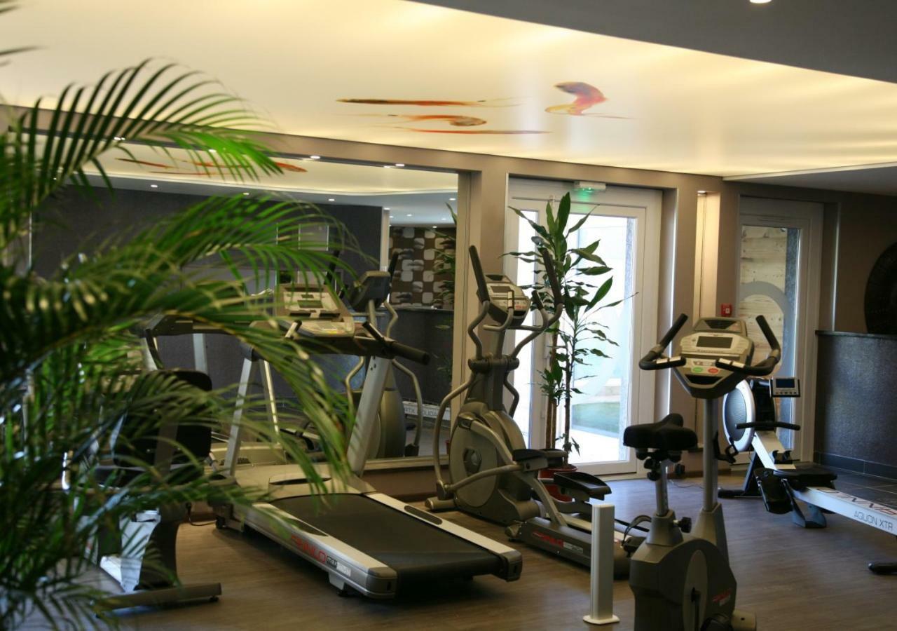 Ax & Restaurant Hotel 3*