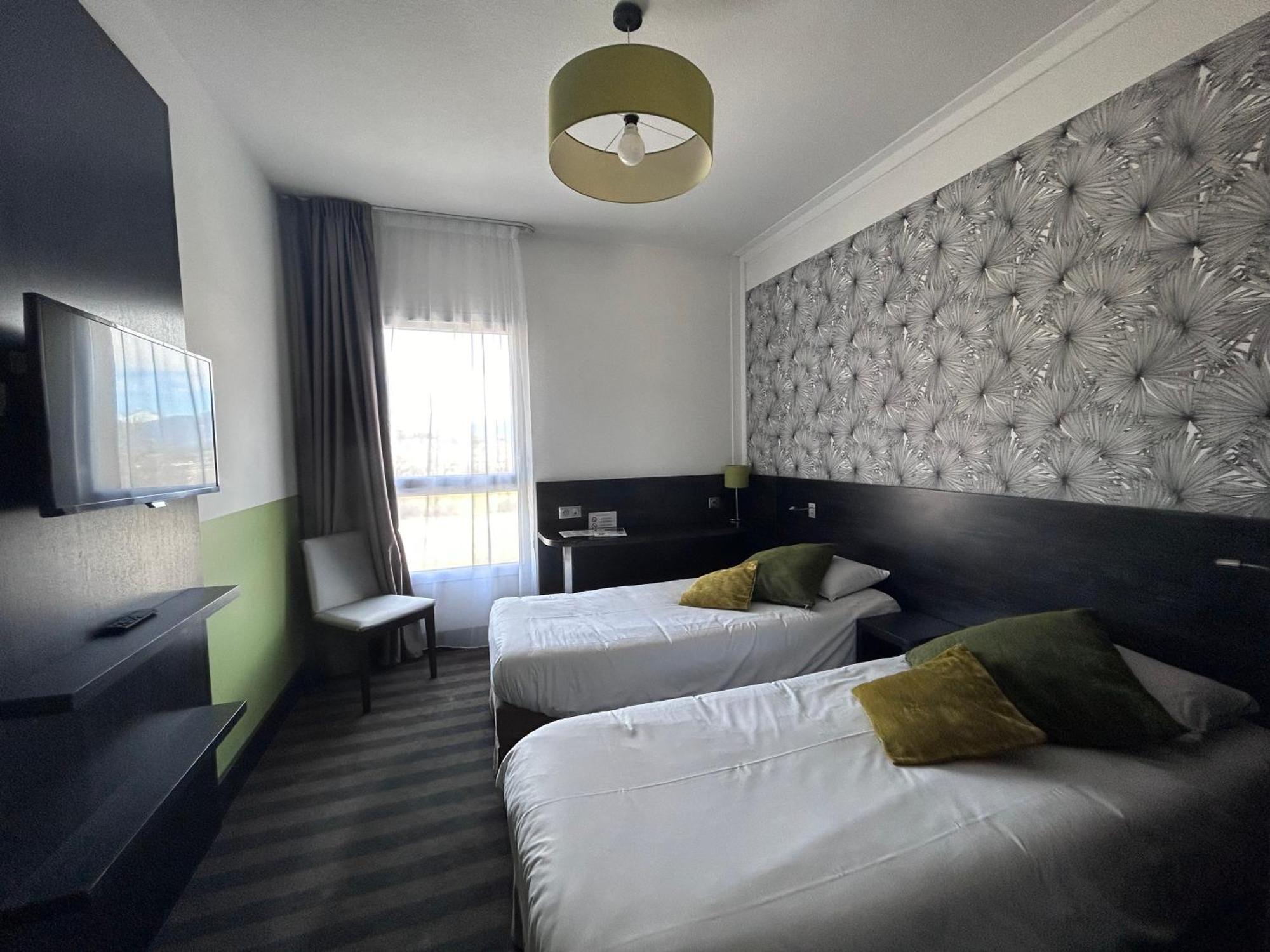 Hotel Ax Spa&restaurant 3*